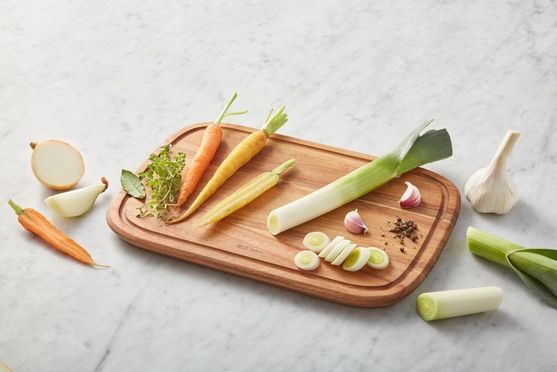 Jamie Oliver by Tefal Schneidebrett M aus Akazienholz (37,4cm X 25,1cm X 2,2cm) K26809