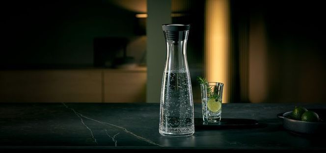 Basic Wasserkaraffe, 1,5 l, Schwarz