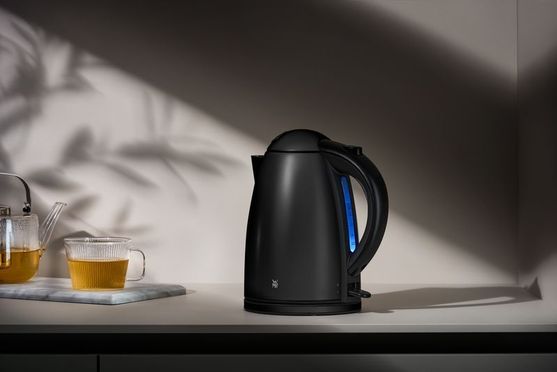 WMF Stelio Wasserkocher 1,7 L, Deep Black