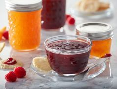 Feine Marmeladen und Kompotte