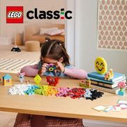 Lustiges, realistisches, kreatives Bauen