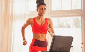 24 vorinstallierten Fitnessprogrammen