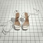 Zeitlose Eleganz: BOSS-Damenschuhe für stilvolle Auftritte