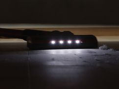 Vier LEDs zur Ausleuchtung