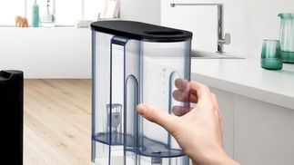 Leichtes Nachfüllen dank abnehmbarem Wassertank.