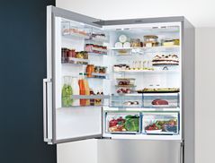 Der Kühlschrank, der weiß, wie man cool bleibt.