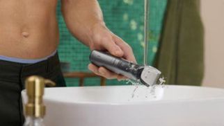 100 % wasserabweisend (unter der Dusche verwendbar)