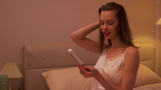 EMS Vaginaltrainer mit Rot und Blaulichttherapie – Intimpflege & Beckenbodentraining für Frauen