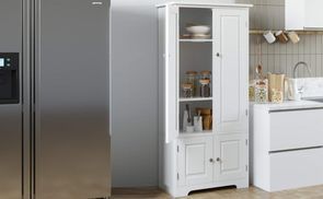 Kompakter und praktischer Schrank