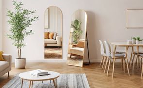 Flexibles Aufstell und Wandmontage Design