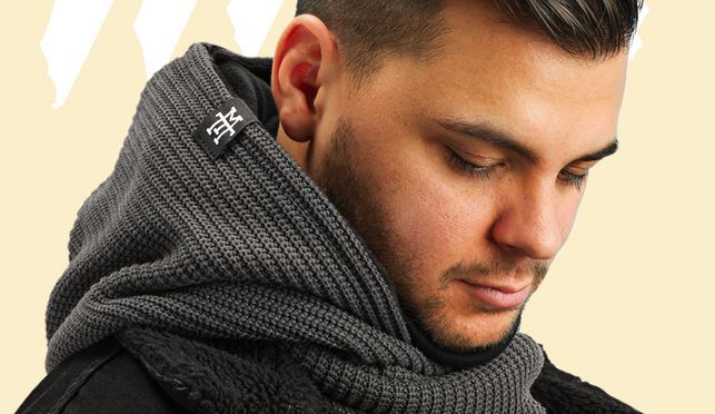 Knit Hooded Loop Всеs außer Langweilig!