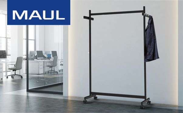 Mobile Standgarderobe in schöner Optik