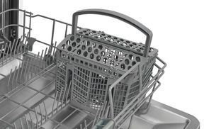 Praktischer Besteckkorb für ordentliche Reinigung