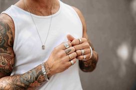 Armbänder & Statement Pieces