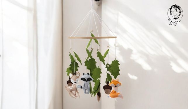 Mobile Waldgeflüster – Liebevolles Design für kleine Entdecker