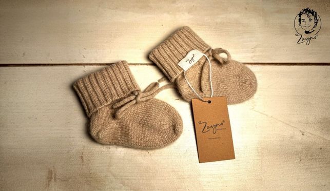 Kaschmirsocken – Luxus für zarte Babyfüßchen