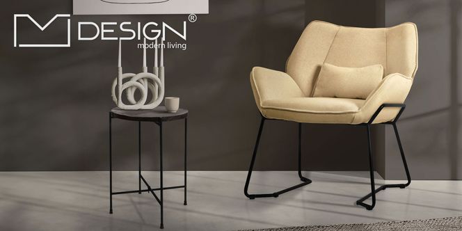 Loungesessel Sand mit Leinenbezug und schwarzen Metallbeine von ML Design