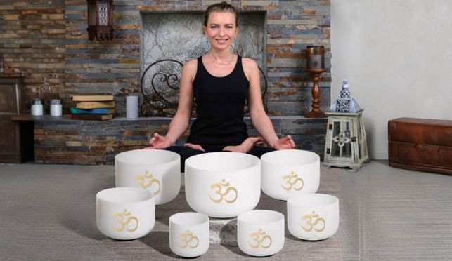 keepdrum Klangschalen Set OM Set Weiss 8 14 Zoll mit Zubehör