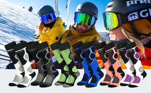 2 Paar Skisocken mit durchdachter Funktionalität