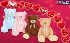 XXL Teddy mit einer großen Auswahl an Herzkissen