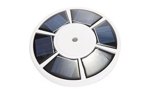 Oberseite mit 6 Solarzellen