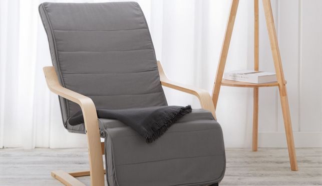 Bequemer Schwingstuhl in grau mit abnehmbarem Bezug