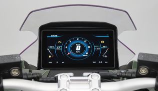 7 Zoll große TFT Tachodisplay