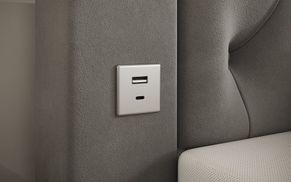 Bett mit USB und USB C Anschlüssen