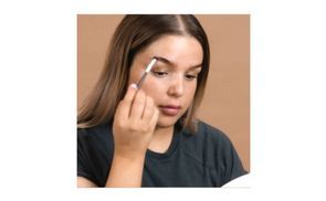 Step 2 Henna to the Brows