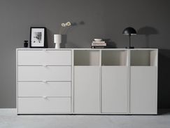 SO CHIC, SO CLEVER