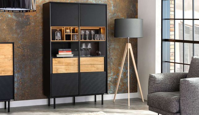 Entdecken Sie die außergewöhnliche Möbelkollektion LOFTY von KONSIMO