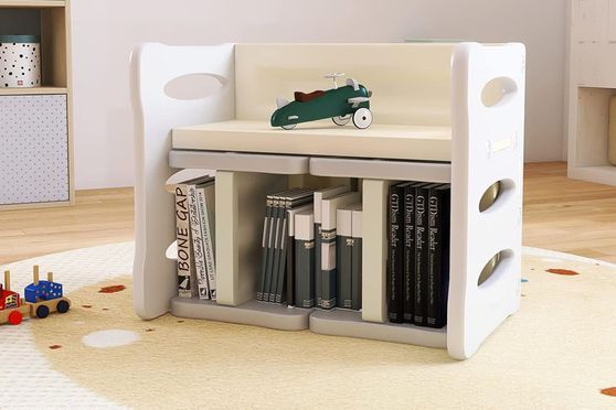 Kindertisch mit Stuhl
