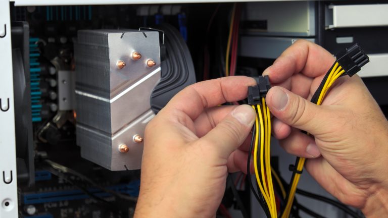 PC selber bauen PC anschließen