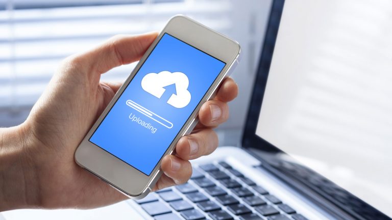 Handy iPhone Cloud Daten hochladen