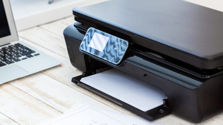 Für jedes Modell und jeden Zweck gibt es das richtige Druckerpapier Drucker mit Touchscreen und Scanner