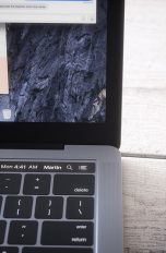 Entwurf einer OLED-Leiste auf der Tastatur des neuen MacBook Pro von Apple.