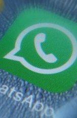 Auch WhatsApp für iOS kann jetzt GIFs verschicken.
