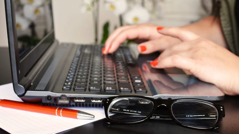 Laptop schneller machen: 10 Tipps für Windows 10