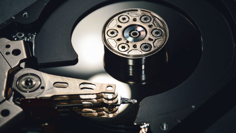 Speicherplatte im Laptop sorgt für Schnelligkeit Speicherplatte im Laptop sorgt für Schnelligkeit