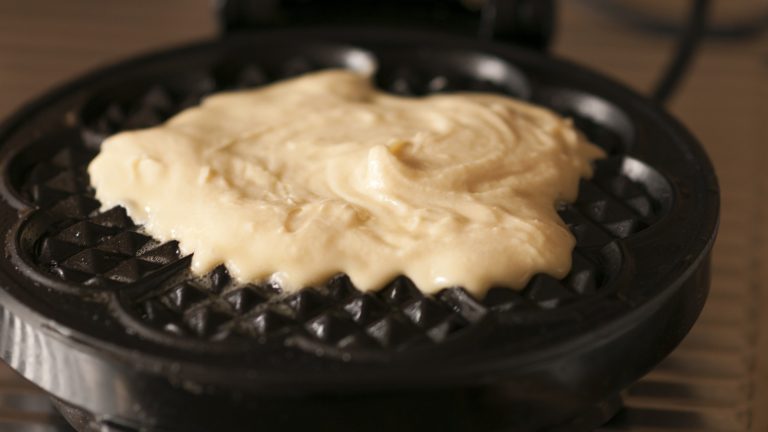 Teig in Waffeleisen