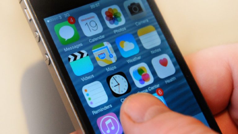 Das kommende iPhone 8 soll optisch an an das 4er-Modell (Foto) erinnern.