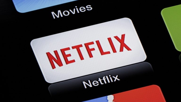 Die überarbeitete Netflix-App erlaubt jetzt auch das Speichern auf SD-Karte.