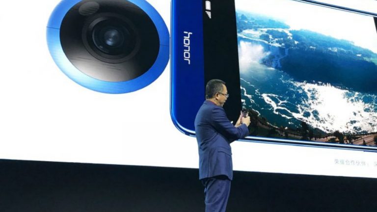 Honor-Chef bei Präsentation der Honor VR Camera