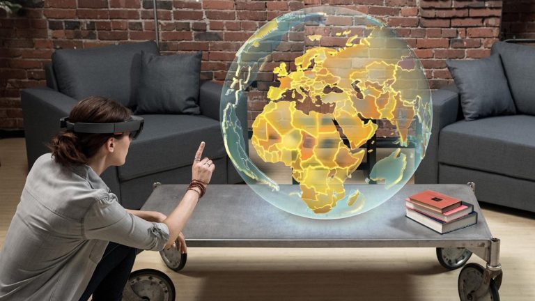 Microsoft HoloLens
