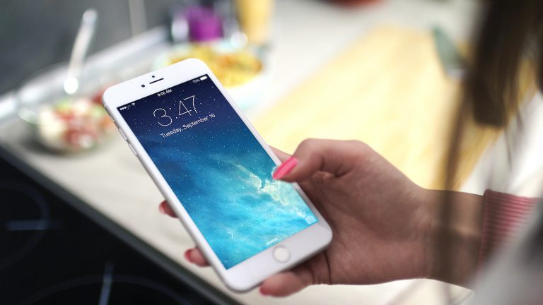 iPhone mit Home-Button