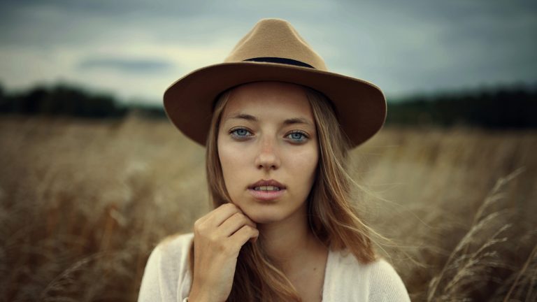 Portrait fotografieren Foto vom Gesicht einer jungen Frau