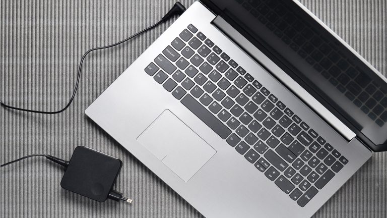 Laptop Netzteil verloren