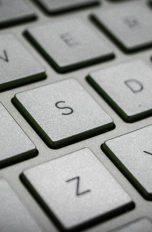Bluetooth-Tastatur PENNA in unterschiedlichen Цвета(ов)