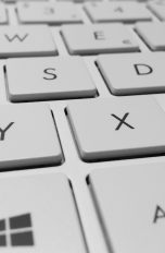 Microsoft Tastatur mit Fingerabdrucksensor