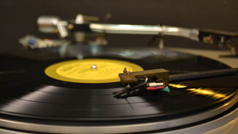 Ein bisschen andersherum: LOVE Turntable LOVE Turntable